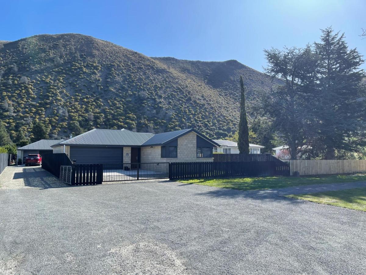 Kurow House On Bledisloe - A2O Cycle Trail Oasis. Villa Luaran gambar